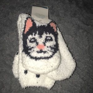 Fuzzy cat socks